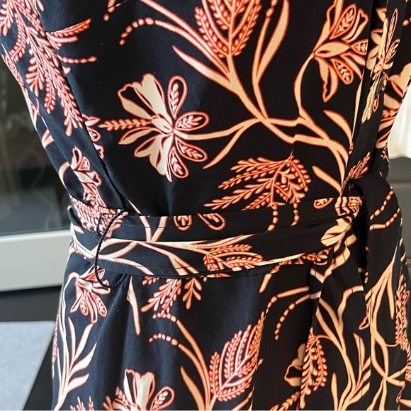 Banana Republic Midi Dress Size 4 - Picture 5 of 11